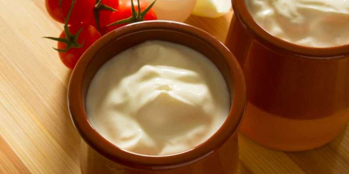 Can you freeze sour cream? These are some essential details!
