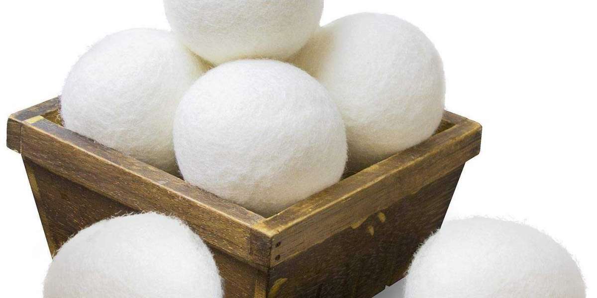 The Woolly Revolution: How Dryer Balls Transformed My Laundry (and Maybe Yours Too!)