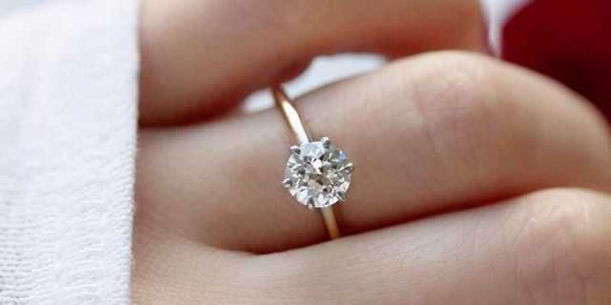 Unveiling Elegance: The Enduring Charm of the Solitaire Diamond Ring!