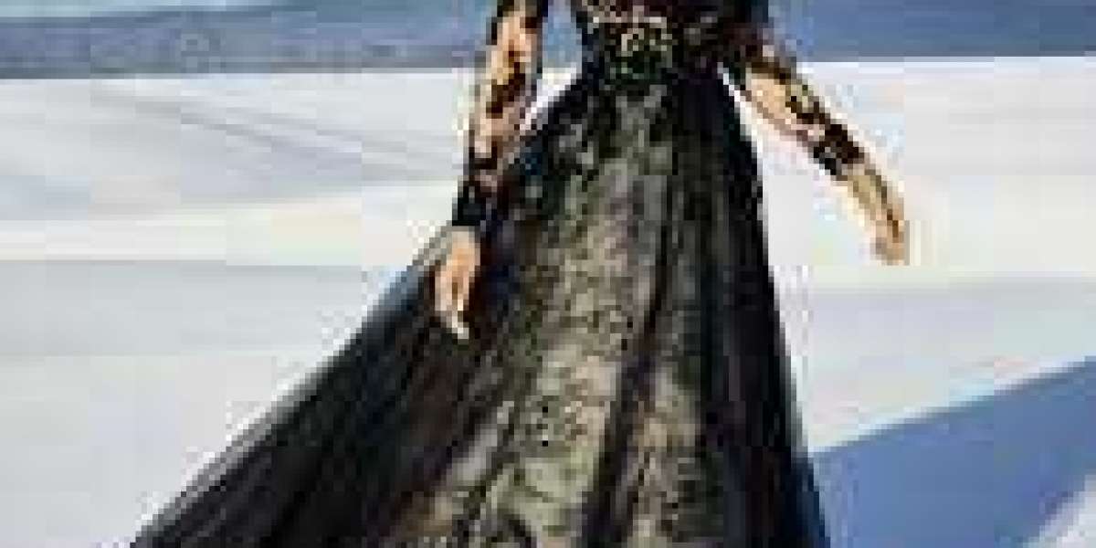 El encanto del vestido de novia de encaje negro