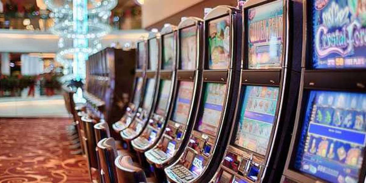 Why Online Casinos Are Flourishing in Singapore