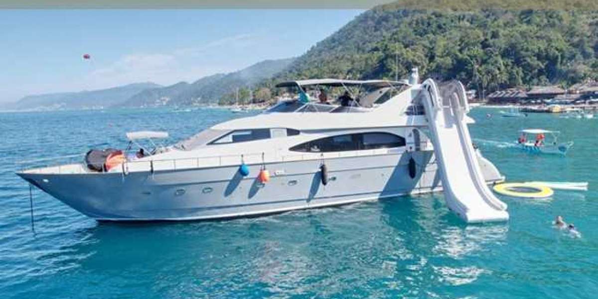 Private yacht tours in Puerto Vallarta