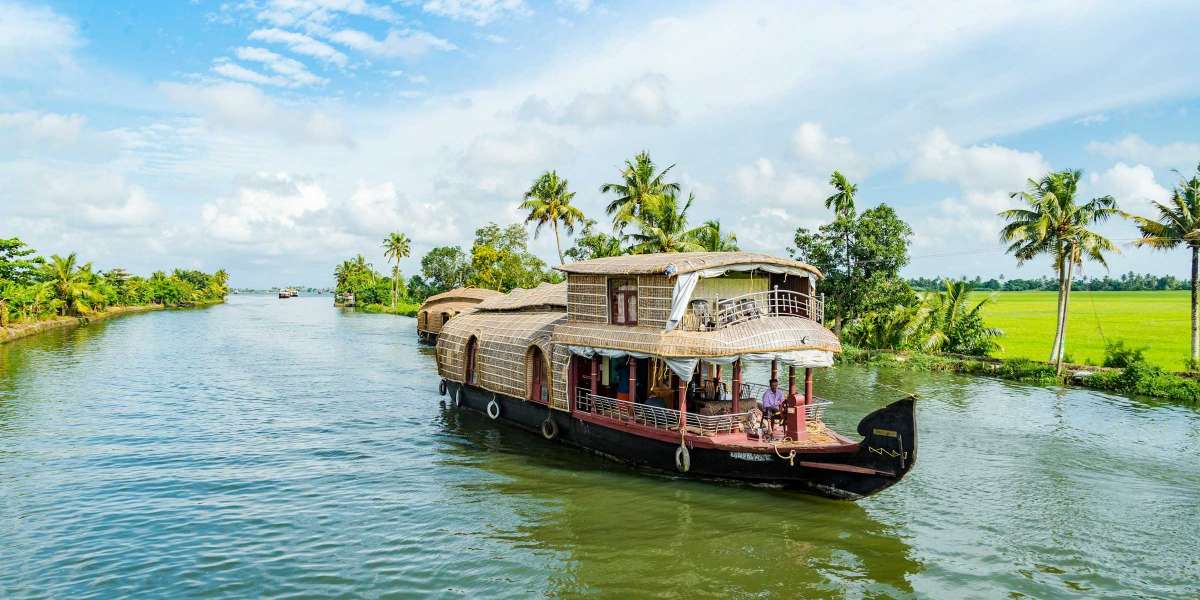 Discover the Enchanting Beauty of Alappuzha: A Must-Visit Destination in Kerala