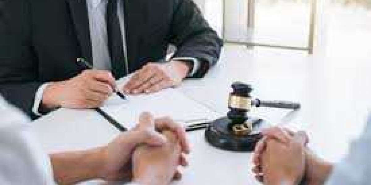 How to Choose the Right Contested Divorce Attorney for Your Case