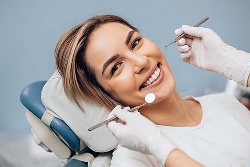 Choosing the Right General Dentist: 7 Factors to Consider