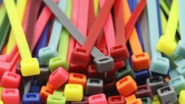 Zip It Right: Colour Cable Ties Every Car Enthusiast Needs | Times Square Reporter