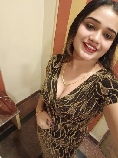 Poonam Aggarwal Profile Picture