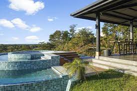 Reconnect with Yourself Through a Digital Detox Retreat in Panama - Genius Vision