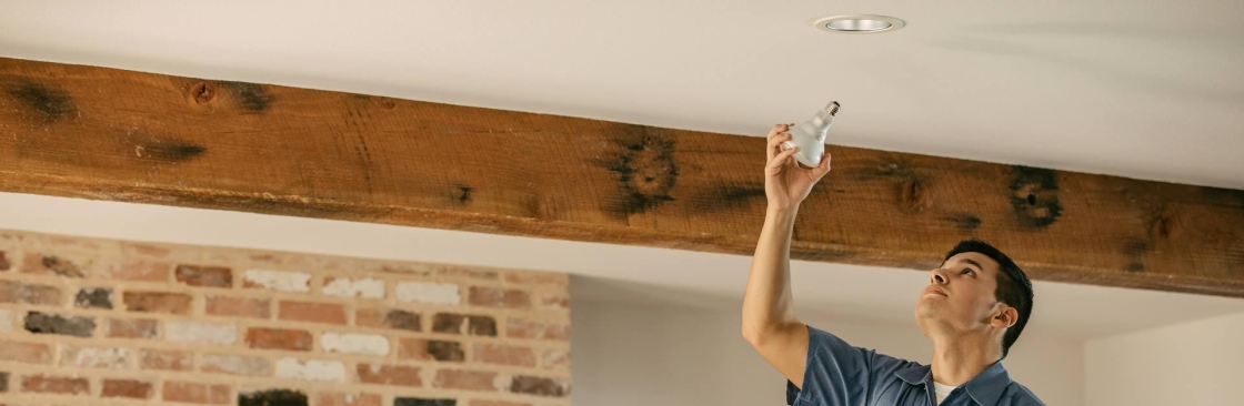 MrElectric of Sandy Cover Image